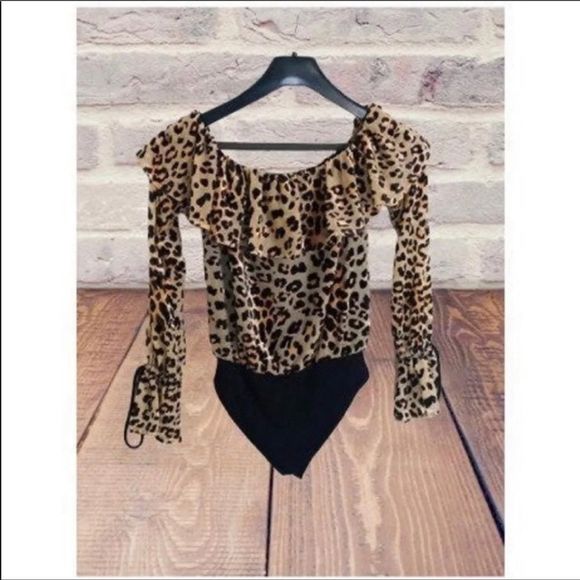 House Of Harlow 1960 Vada Leopard Bodysuit XS from Revolve - Picture 4 of 5